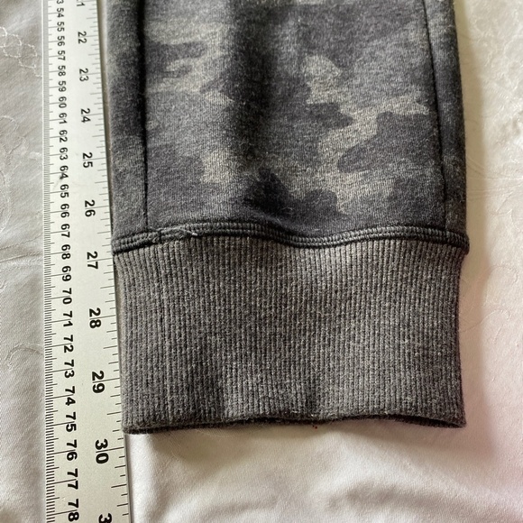 Kyodan Women's Charcoal Camo Jogger Pants Size Large - Picture 10 of 12